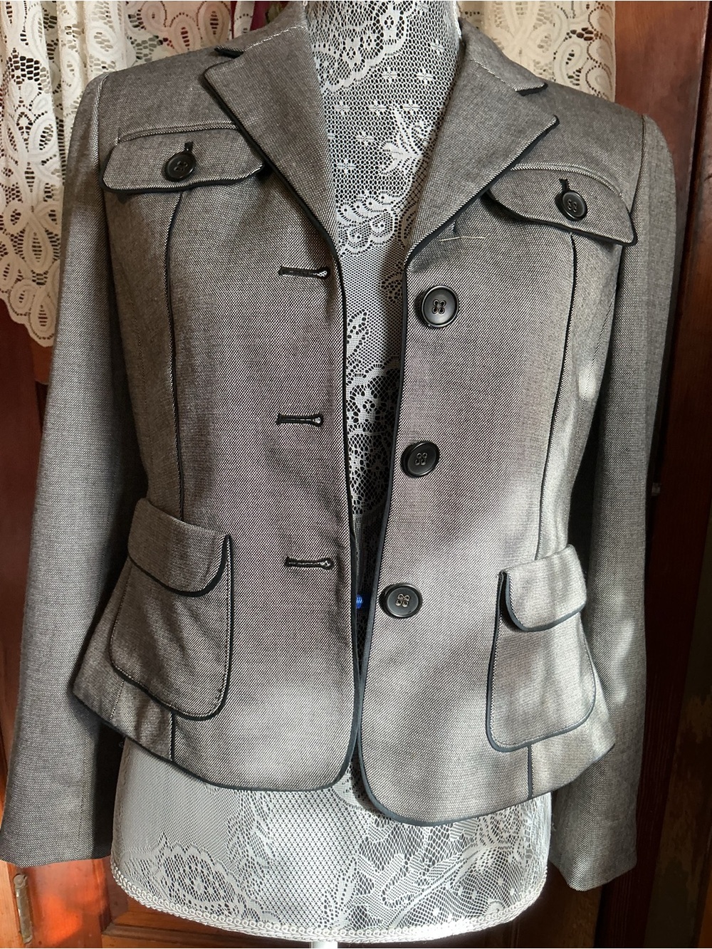 LOFT Gray Women's Tailored Blazer with Contrast Piping